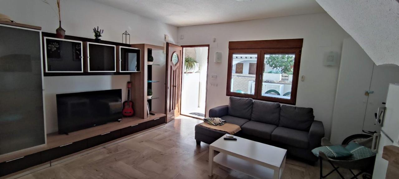 Beach Breeze Townhouse By The Beach Santa Pola Exterior foto